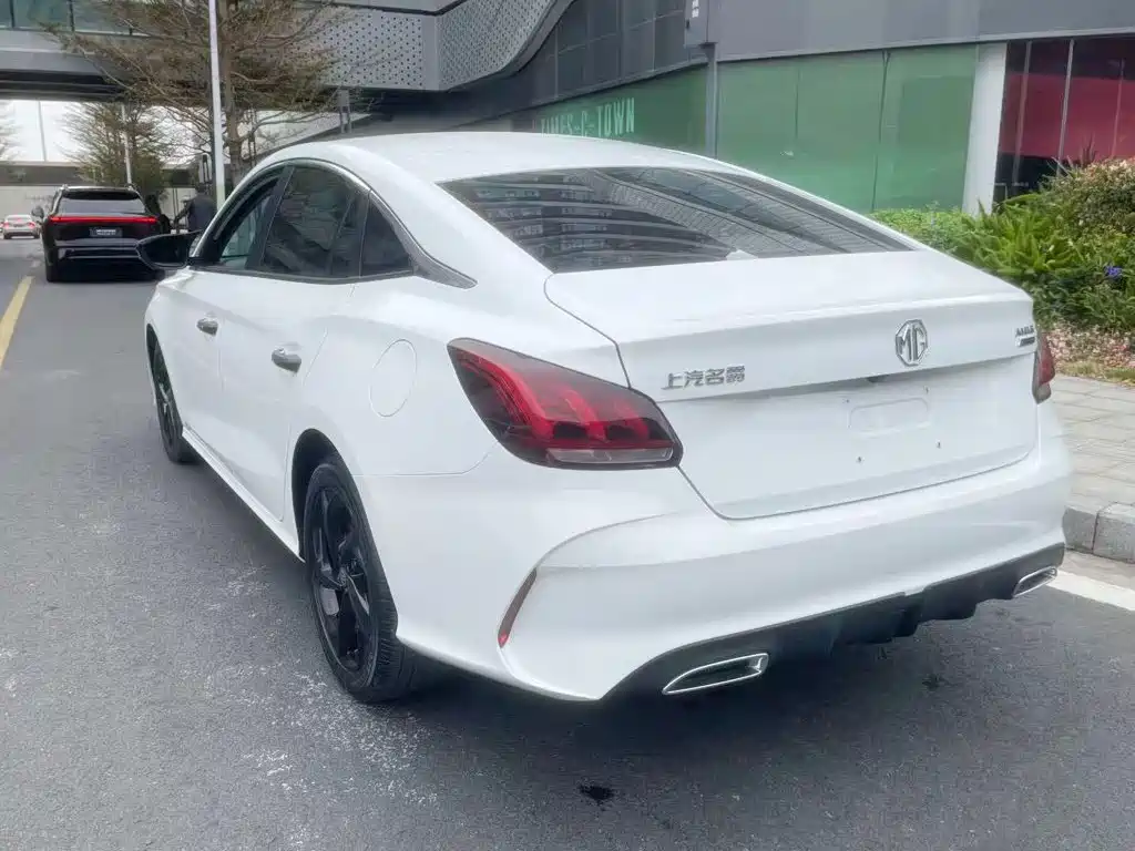 MG MG5 — миниатюра 7