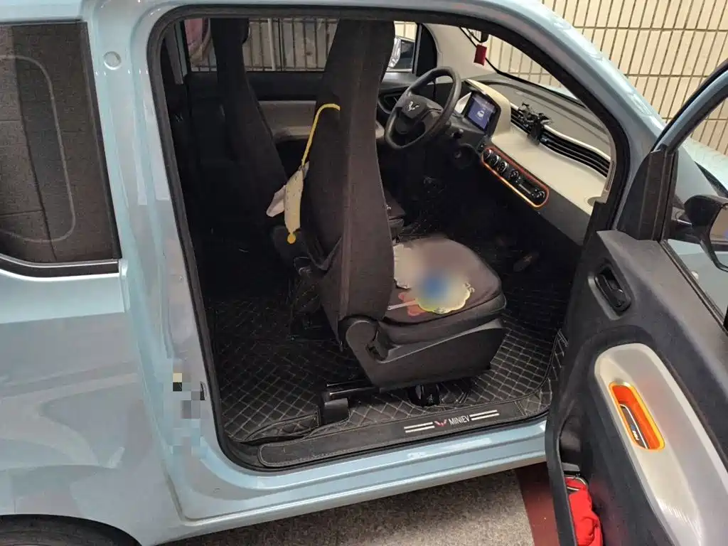 Wuling MINIEV — миниатюра 17