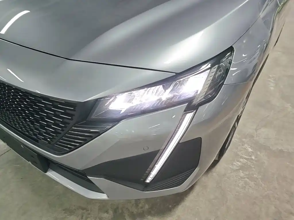 Peugeot 408 — миниатюра 24
