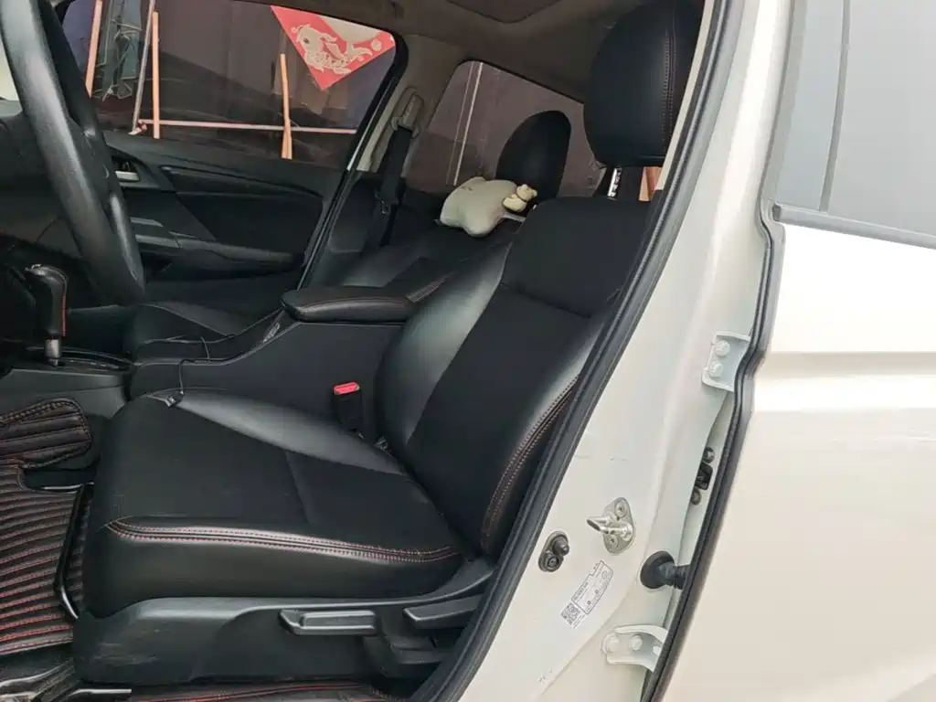 Honda Fit — миниатюра 15