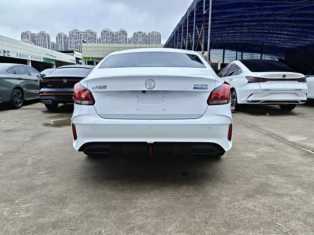 MG MG5 — миниатюра 14