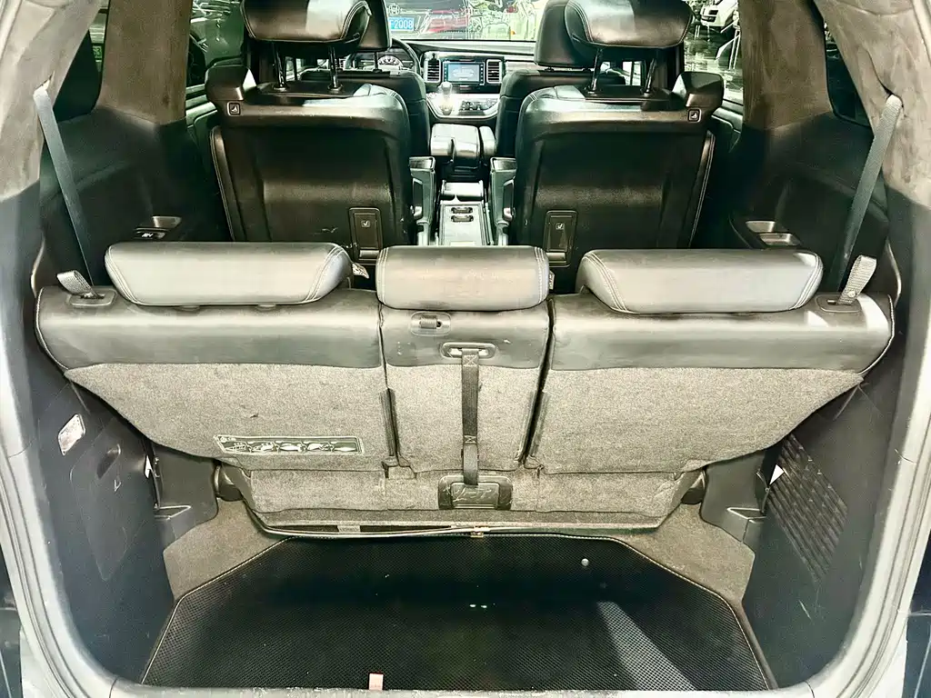 Honda Elysion — миниатюра 29
