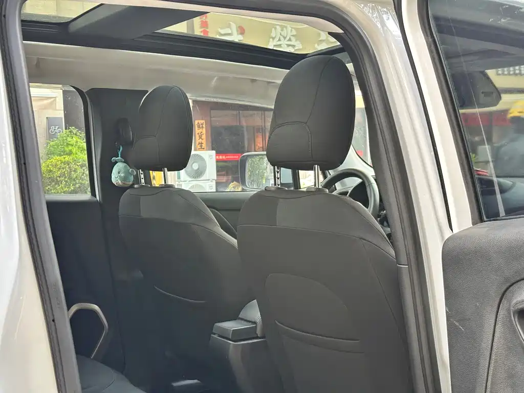 Jeep Renegade — миниатюра 13