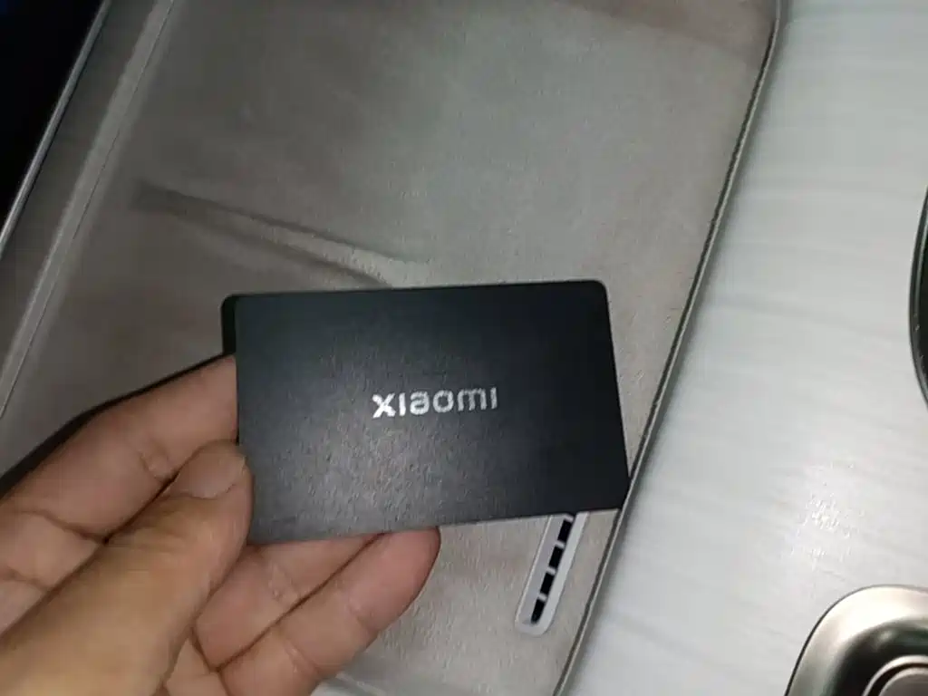 Xiaomi SU7 — миниатюра 9