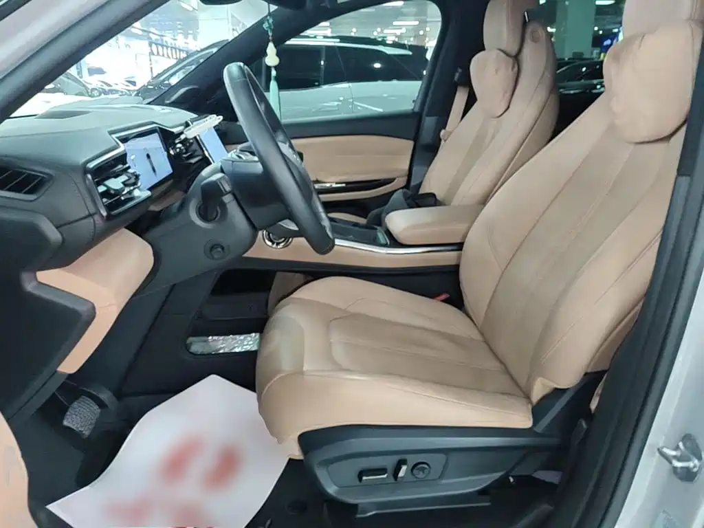 NIO ES6 — миниатюра 15