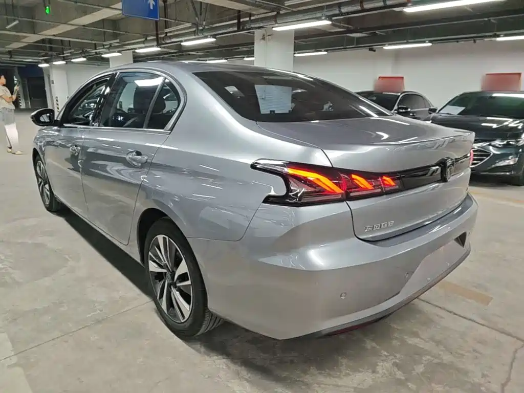 Peugeot 408 — миниатюра 5