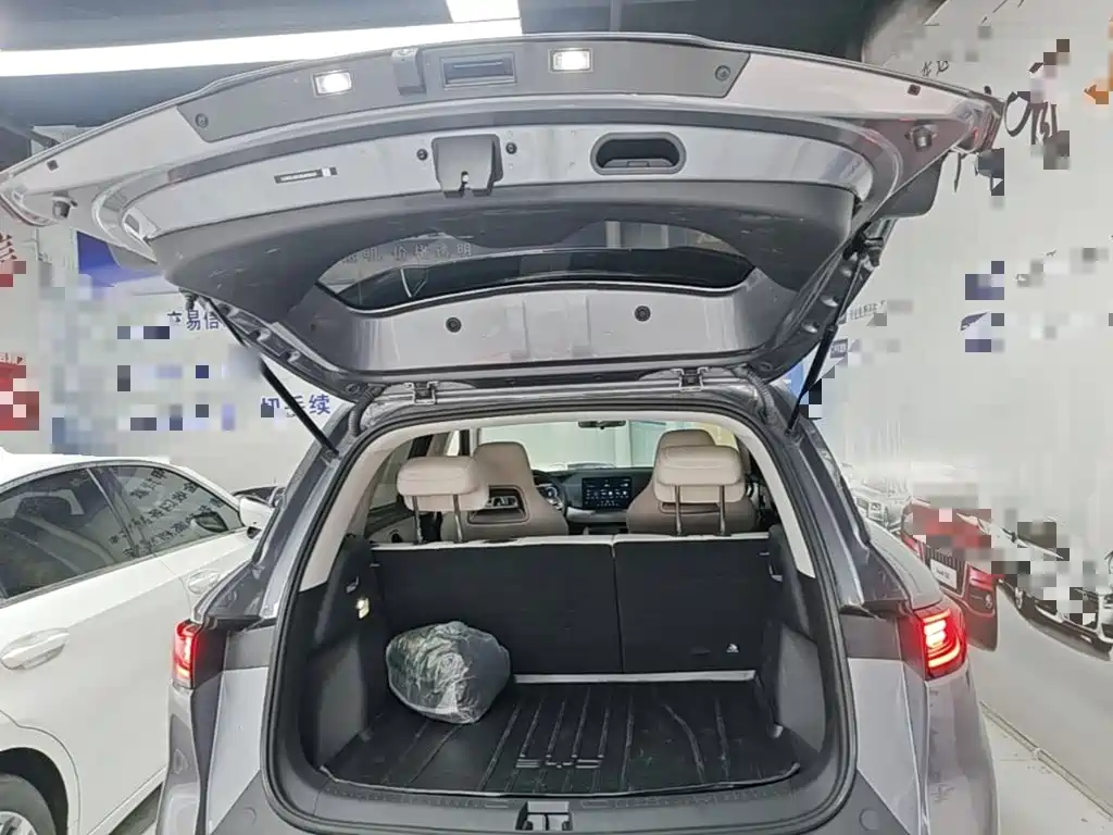 BYD Yuan UP — миниатюра 19