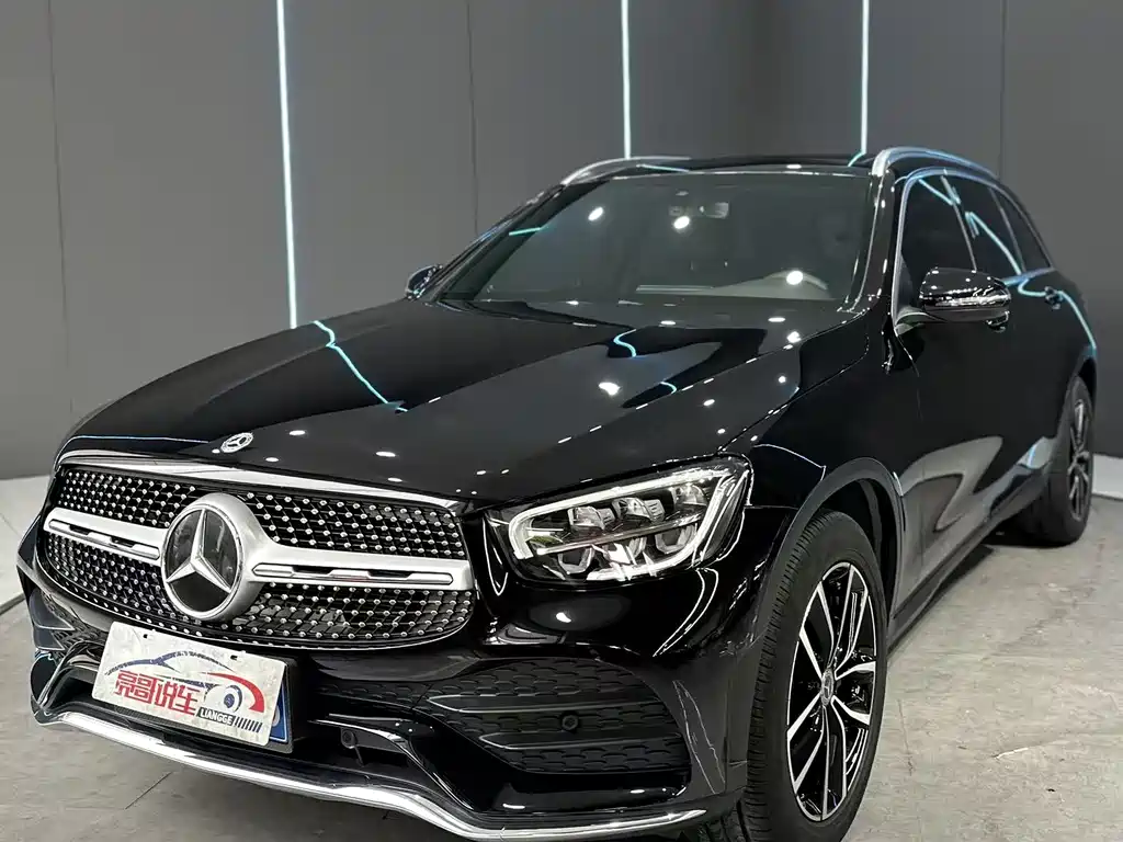 Купить Mercedes-Benz GLC