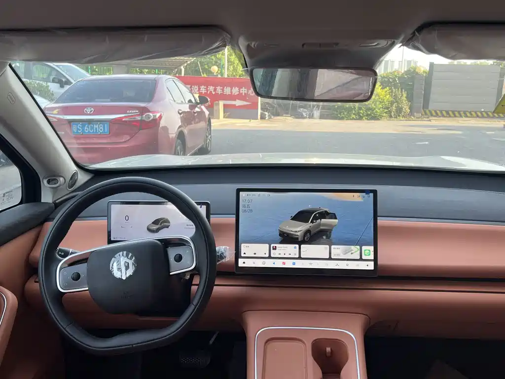 Leapmotor Leapmotor C10 — миниатюра 6