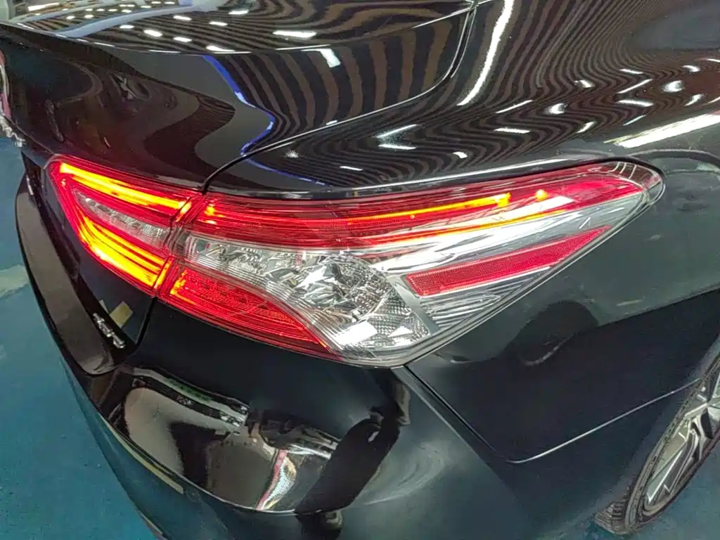 Toyota Camry — миниатюра 8