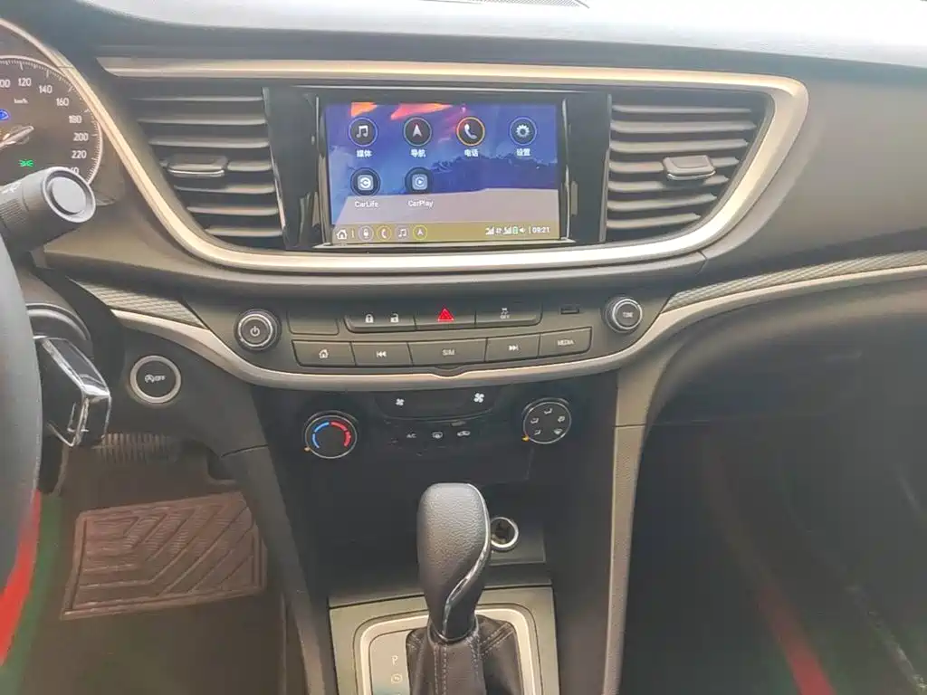 Buick Excelle — миниатюра 13