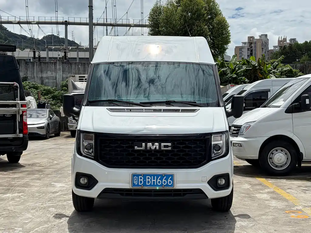 JMC JMC Fushun — миниатюра 2
