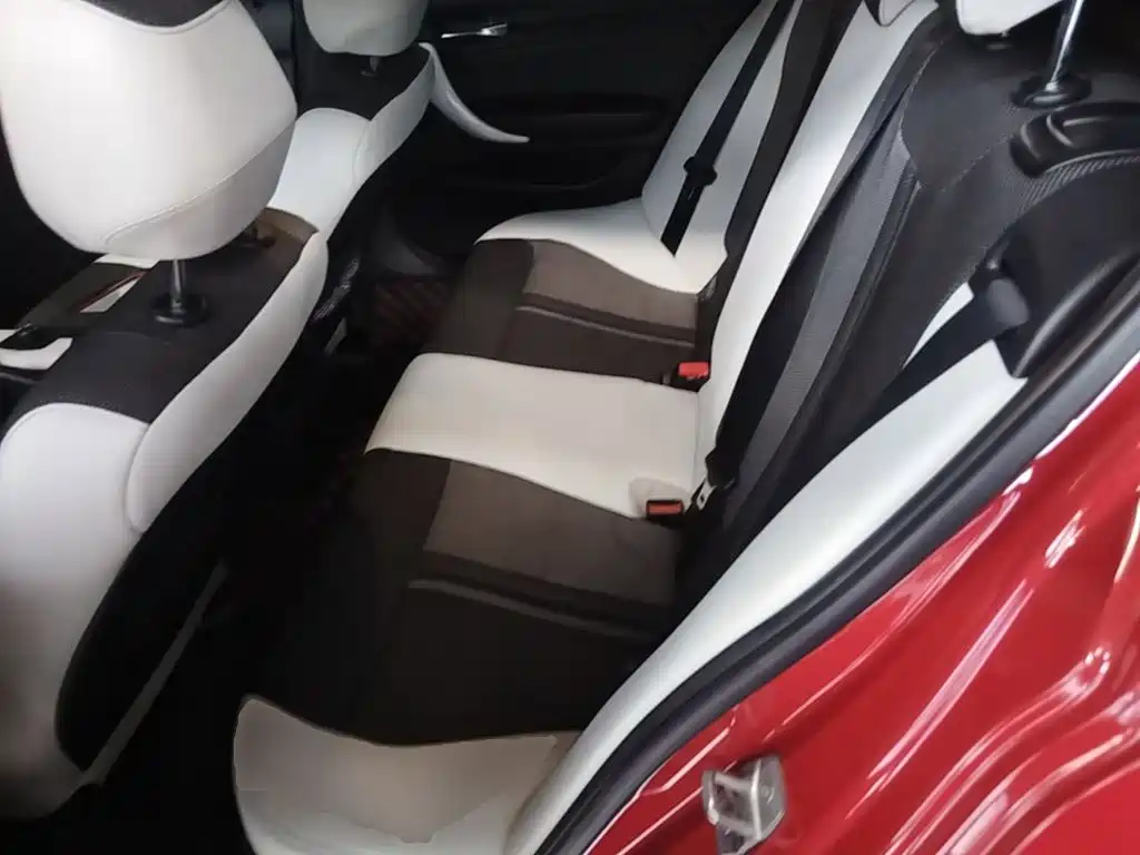 BMW 1 Series (Import) — миниатюра 17
