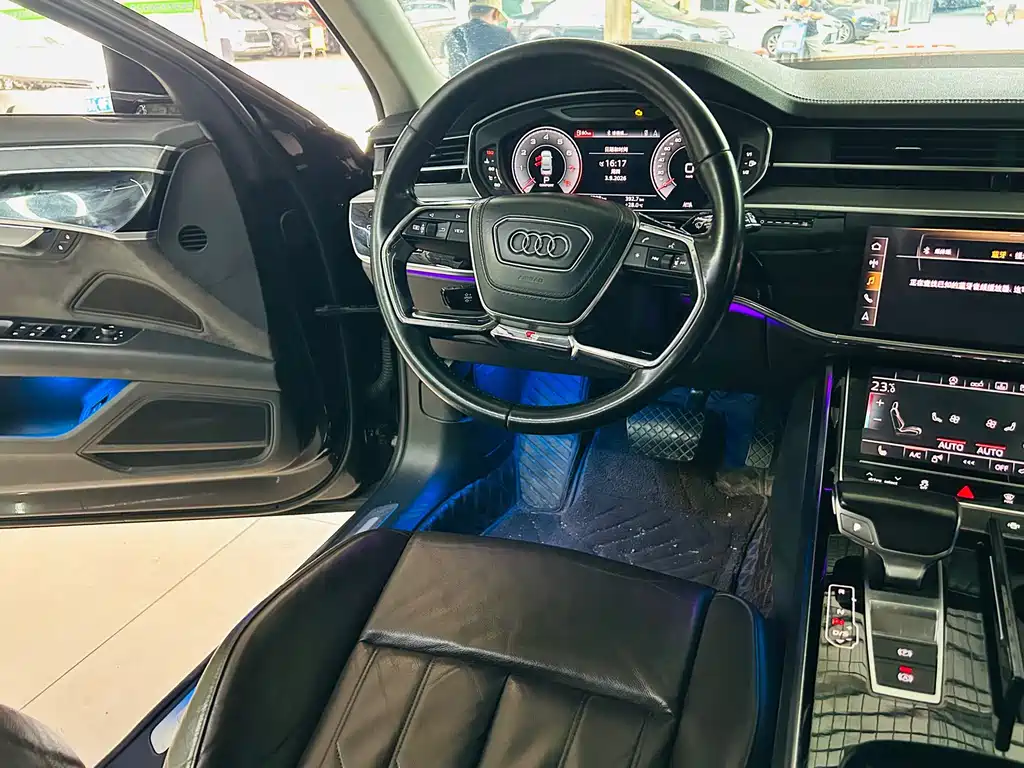 Audi A8 — миниатюра 14