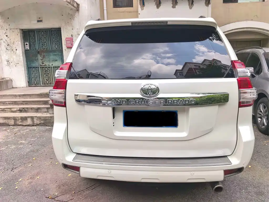 Toyota Prado (Import) — миниатюра 8