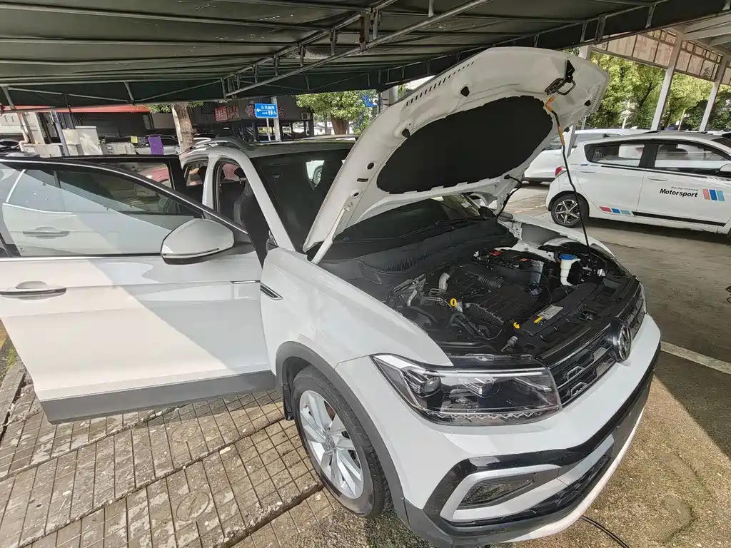 Volkswagen T-Cross — миниатюра 3