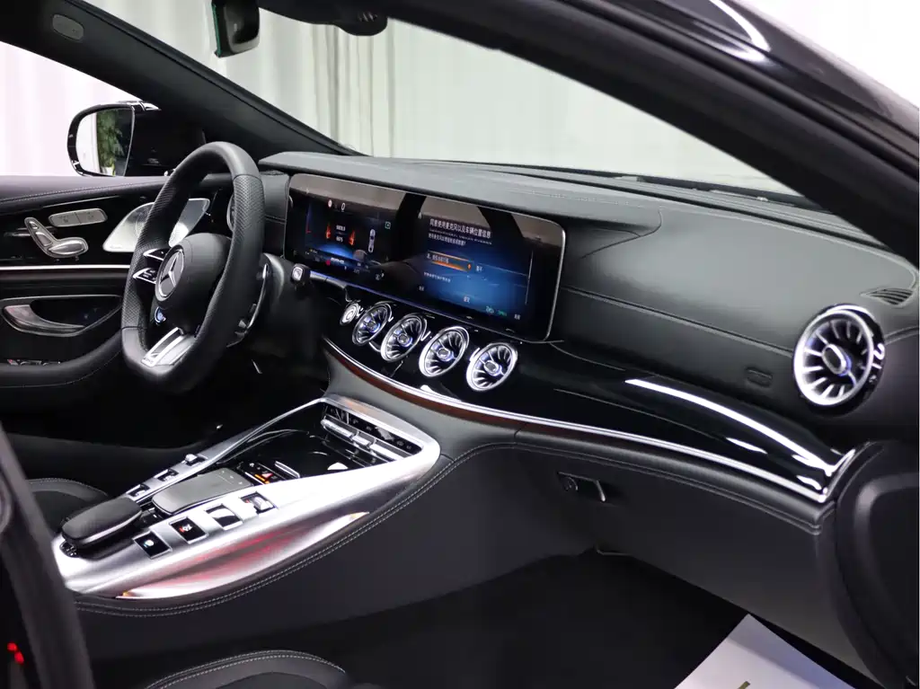 Mercedes-Benz AMG GT — миниатюра 21