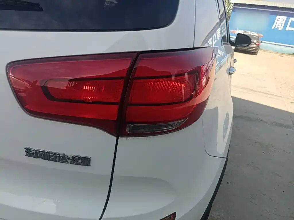 Kia Sportage — миниатюра 8