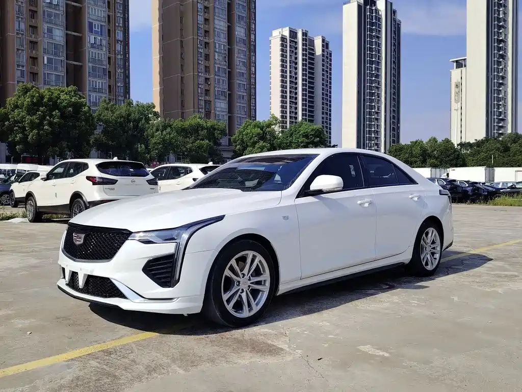 Cadillac CT4