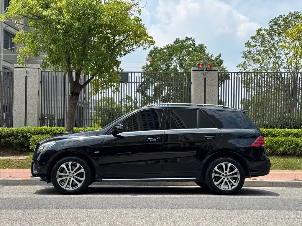 Mercedes-Benz 奔驰GLE(进口) — миниатюра 3