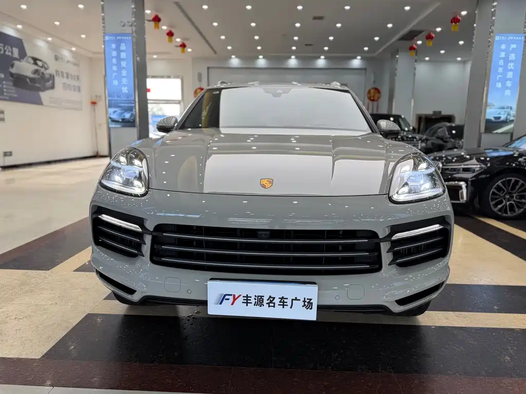 Porsche Cayenne — миниатюра 2