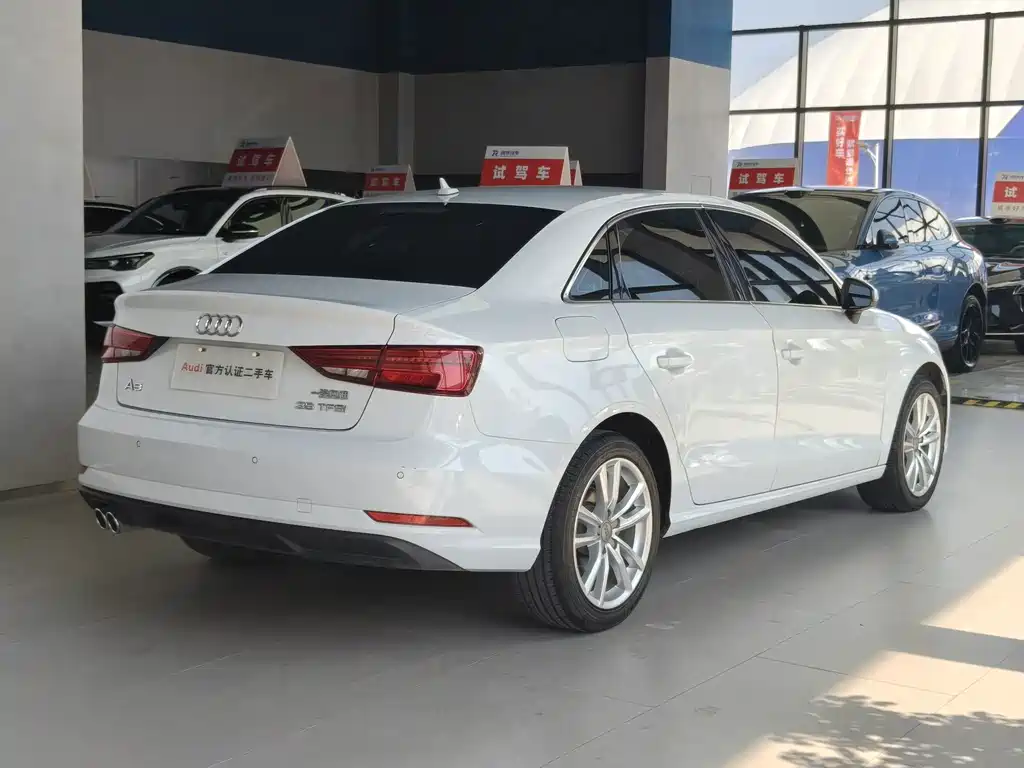 Audi A3 — миниатюра 5