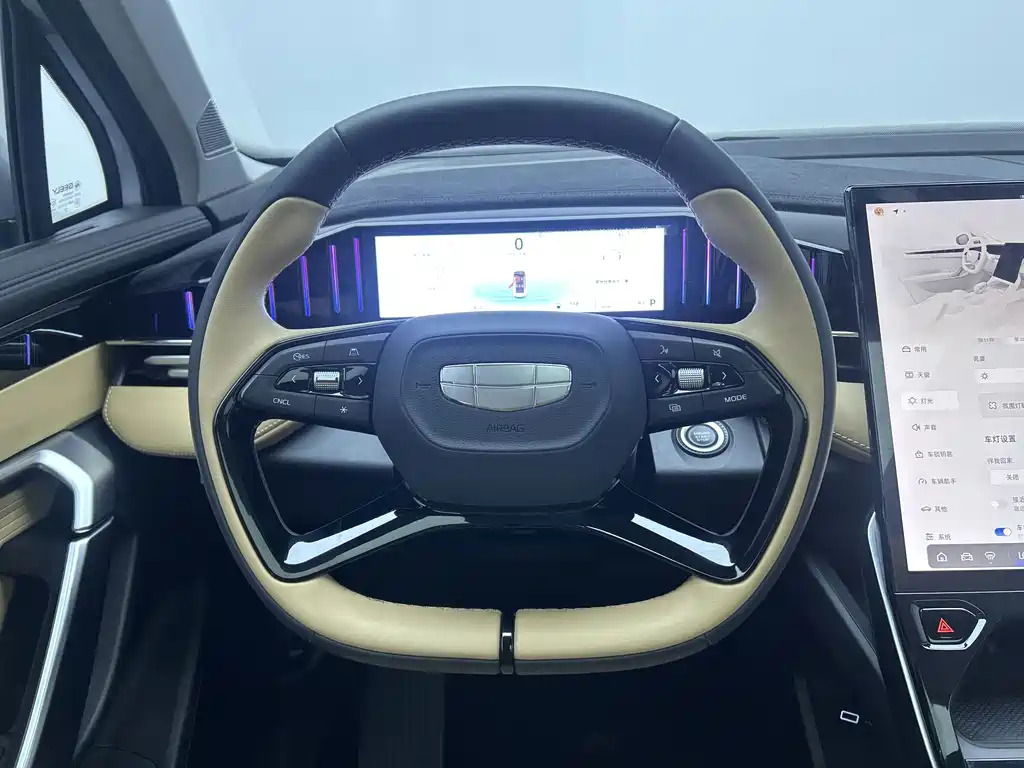 Geely Boyue L — миниатюра 10