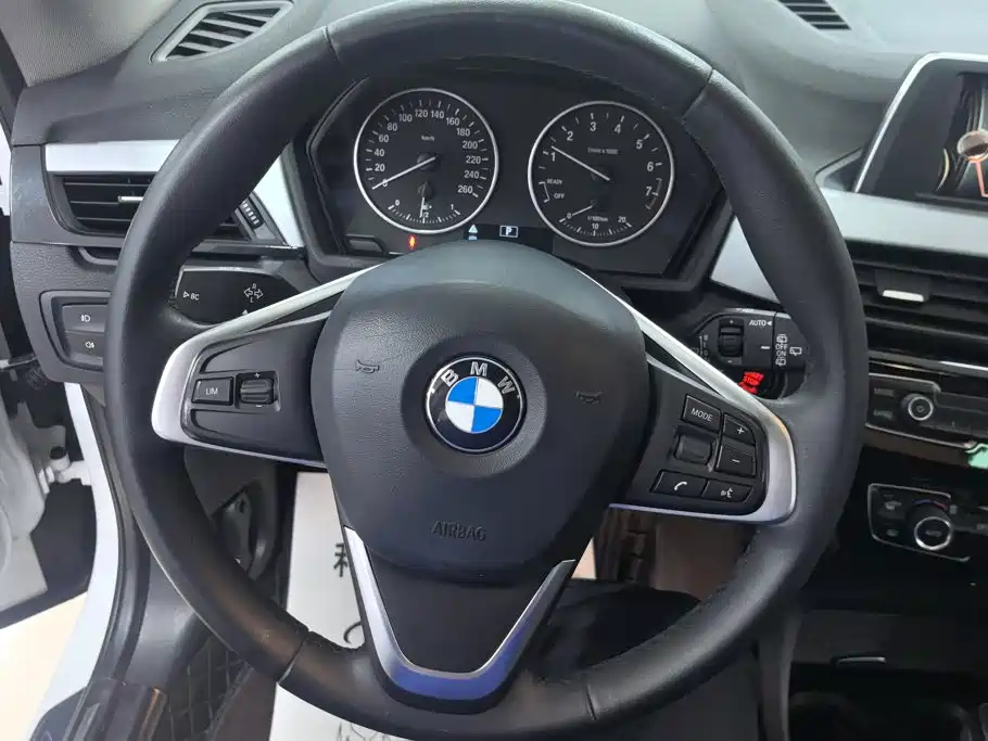 BMW X1 — миниатюра 15