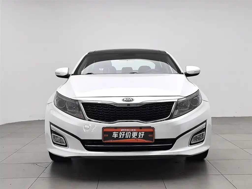 Kia K5 2015 2.0L AT LUX