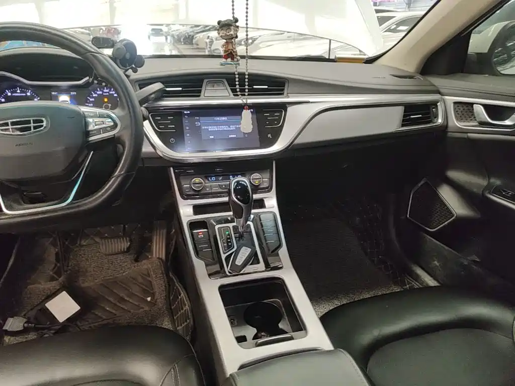 Geely Emgrand GL — миниатюра 13