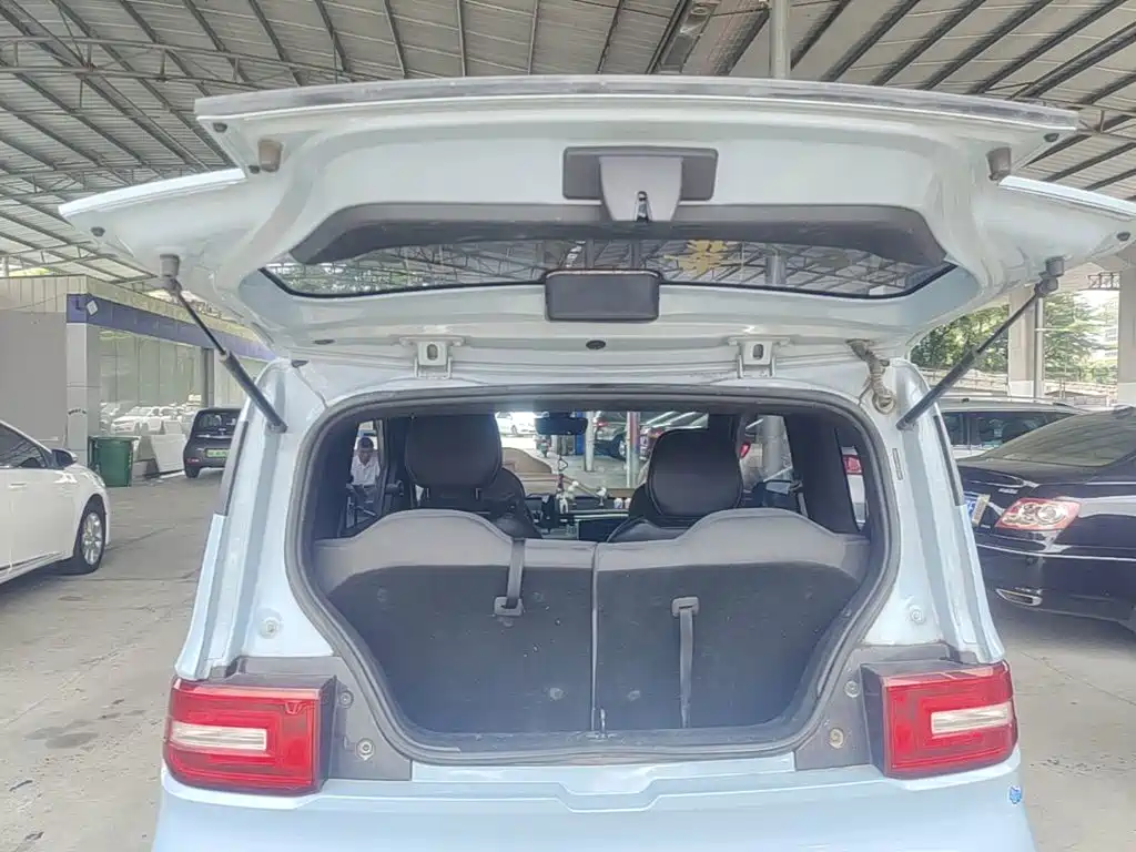 Wuling MINIEV — миниатюра 19
