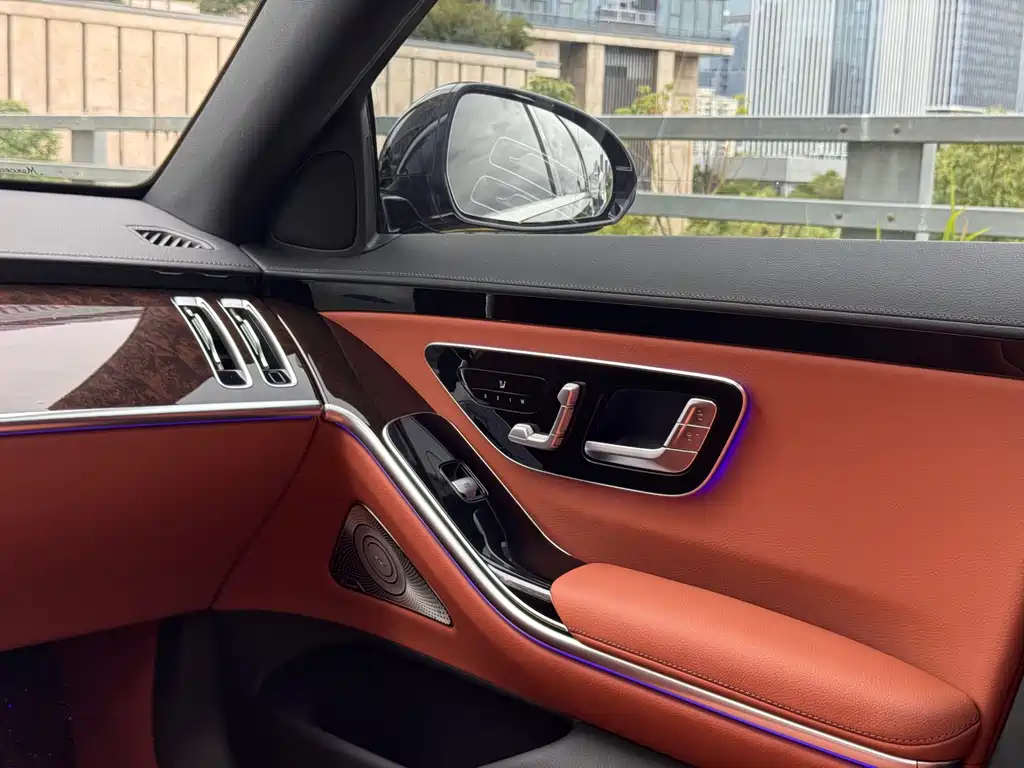 Mercedes-Benz S-Class — миниатюра 17