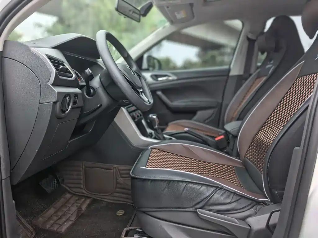 Volkswagen T-Cross — миниатюра 4