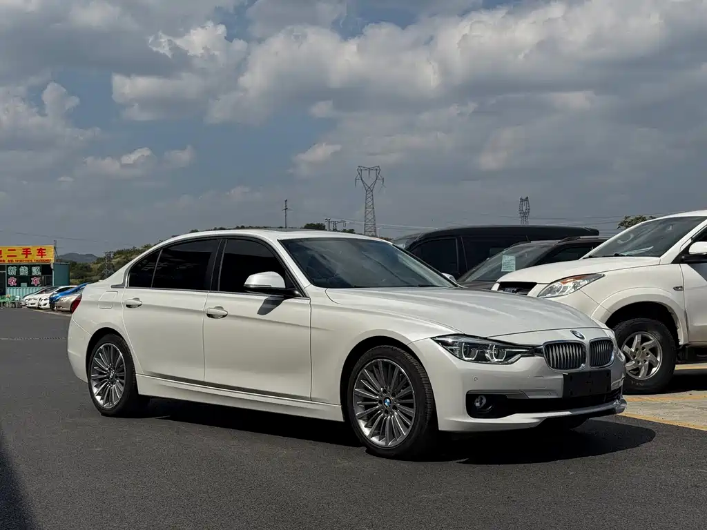 BMW 3 Series — миниатюра 14