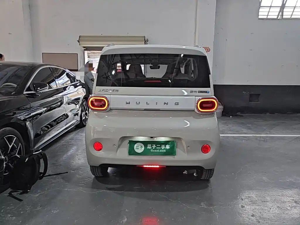 Wuling MINIEV — миниатюра 6