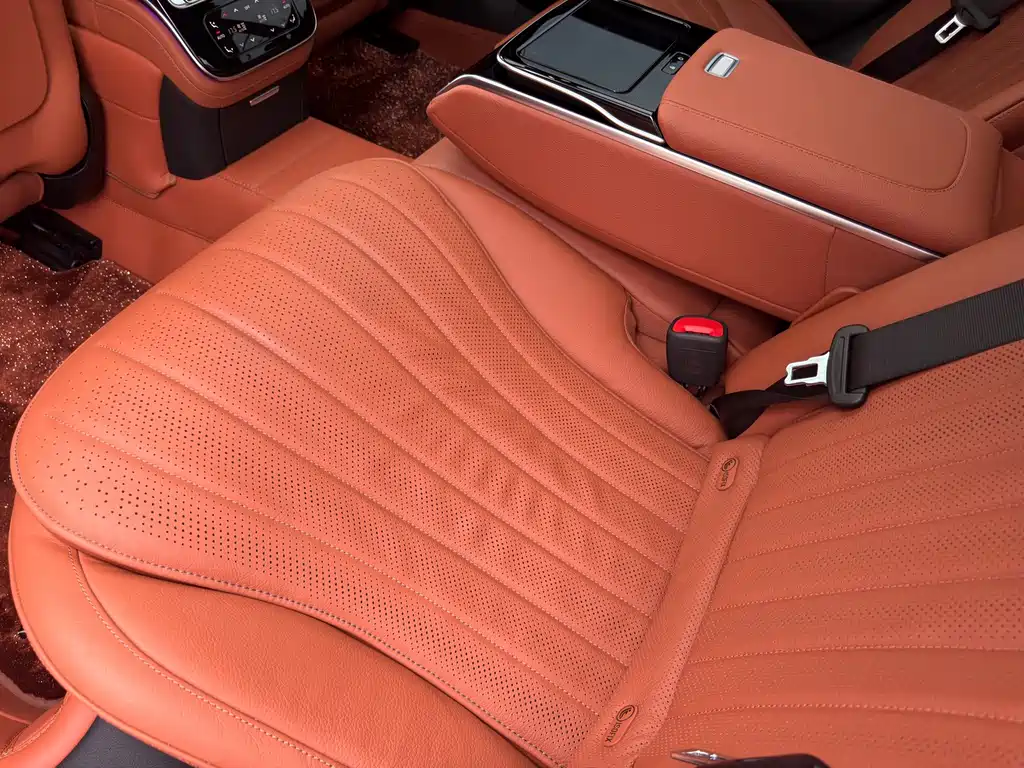 Mercedes-Benz S-Class — миниатюра 21