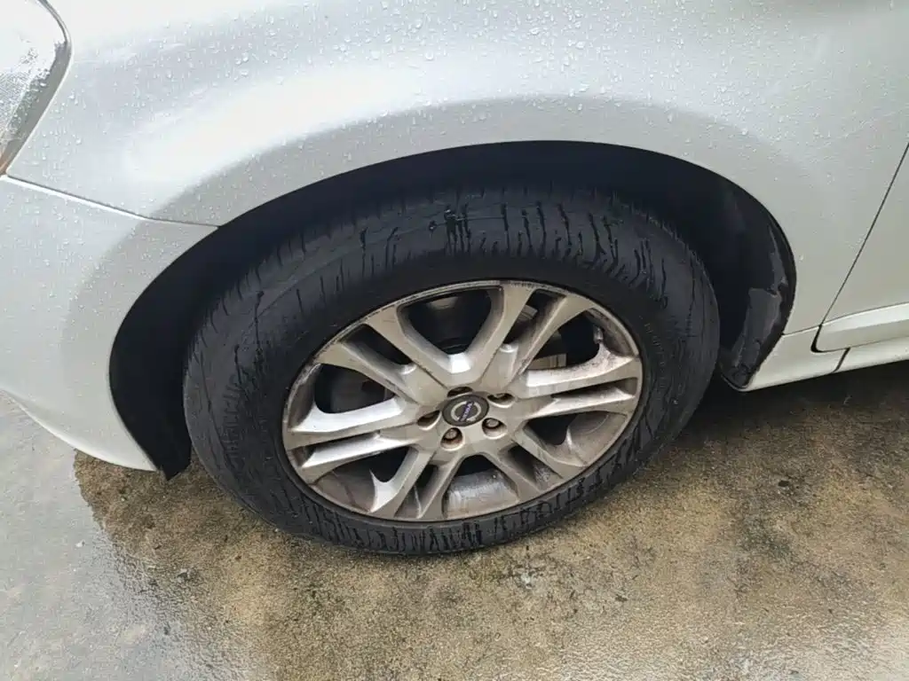 Volvo XC60 — миниатюра 23
