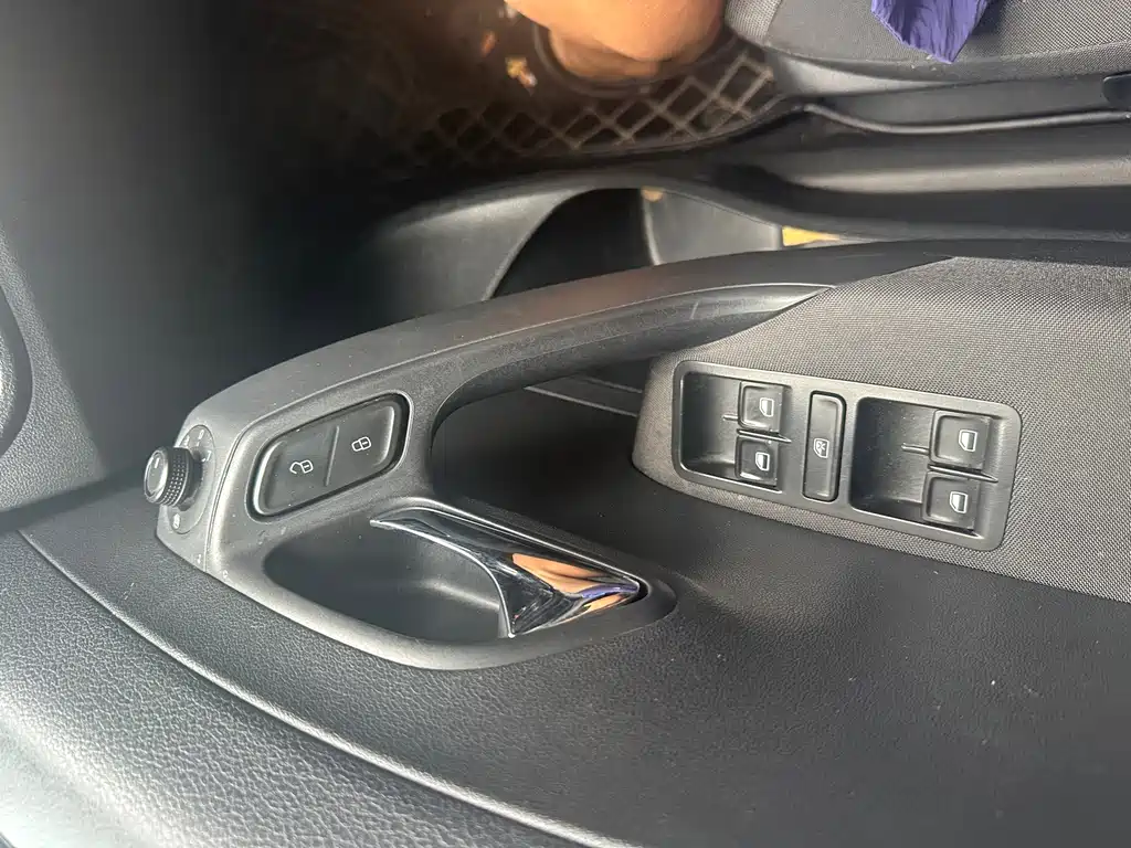 Volkswagen Polo — миниатюра 20