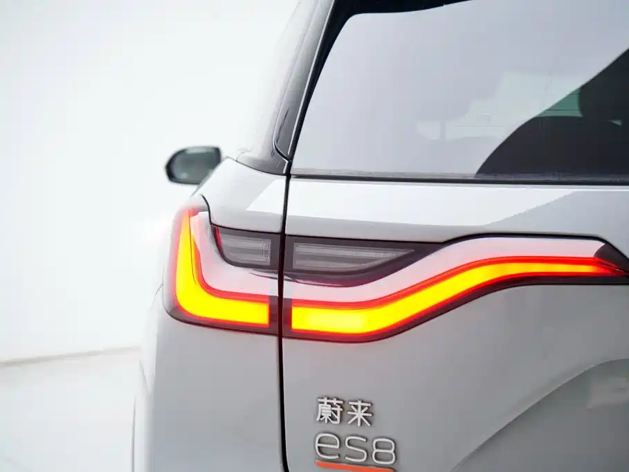 NIO ES8 — миниатюра 15