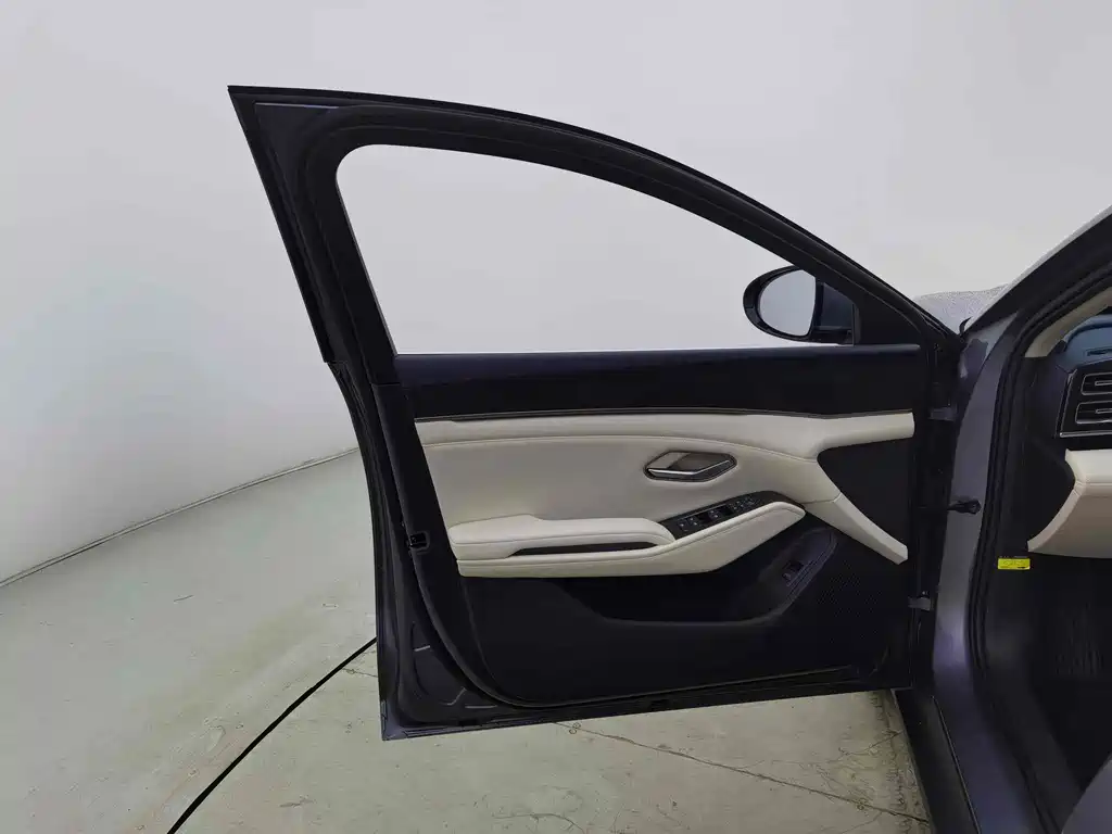 BYD Qin L — миниатюра 7