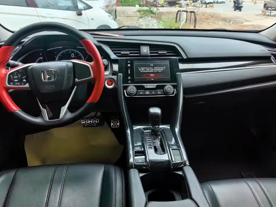 Honda Civic — миниатюра 12