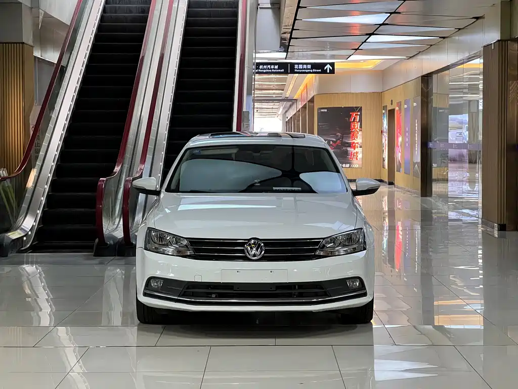 Volkswagen Sagitar — миниатюра 2