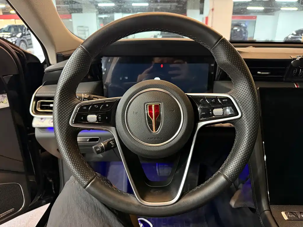 Hongqi Hongqi H5 — миниатюра 5