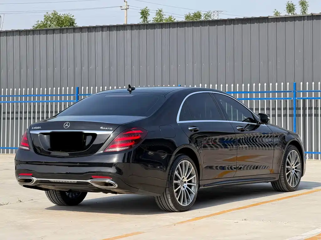 Mercedes-Benz S-Class — миниатюра 8