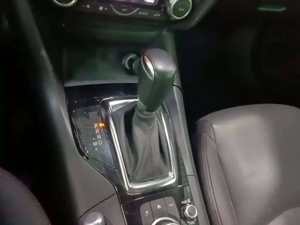 Mazda 3 Axela — миниатюра 14