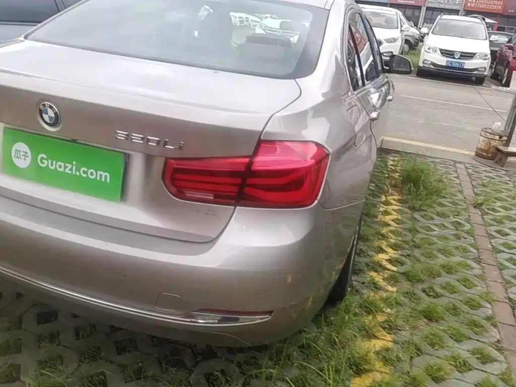 BMW 3 Series — миниатюра 8