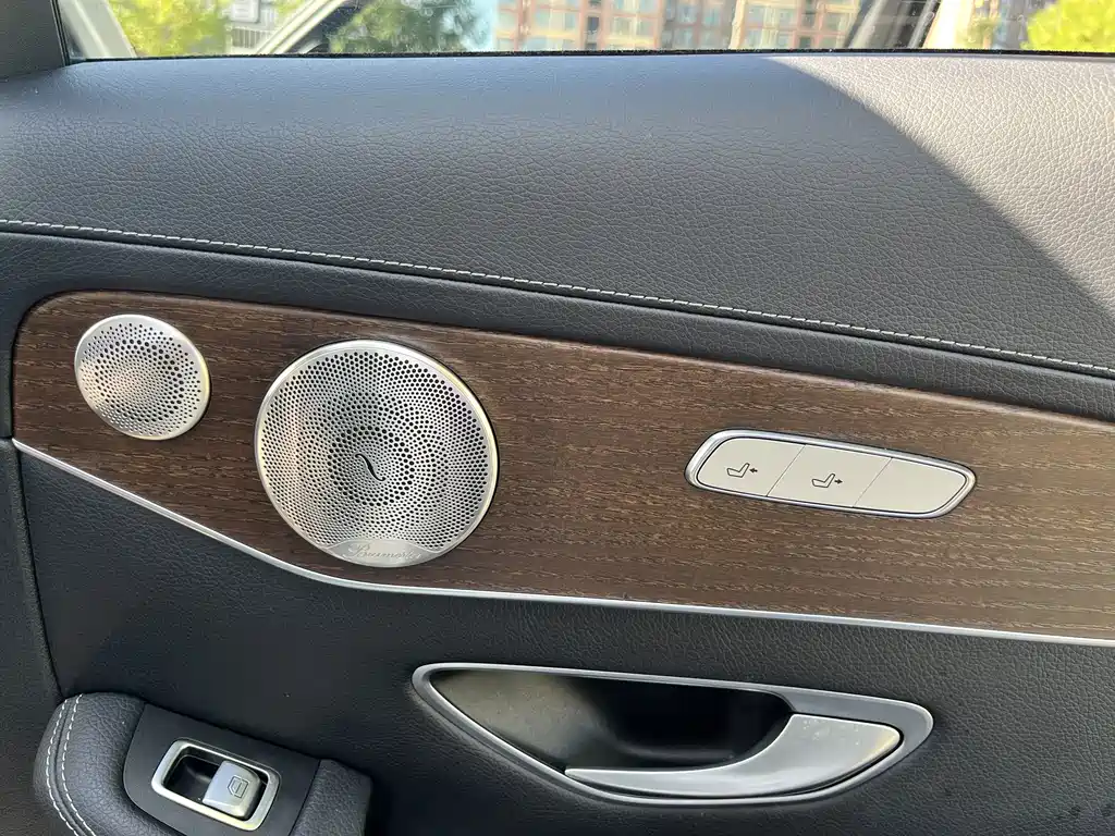 Mercedes-Benz GLC — миниатюра 13