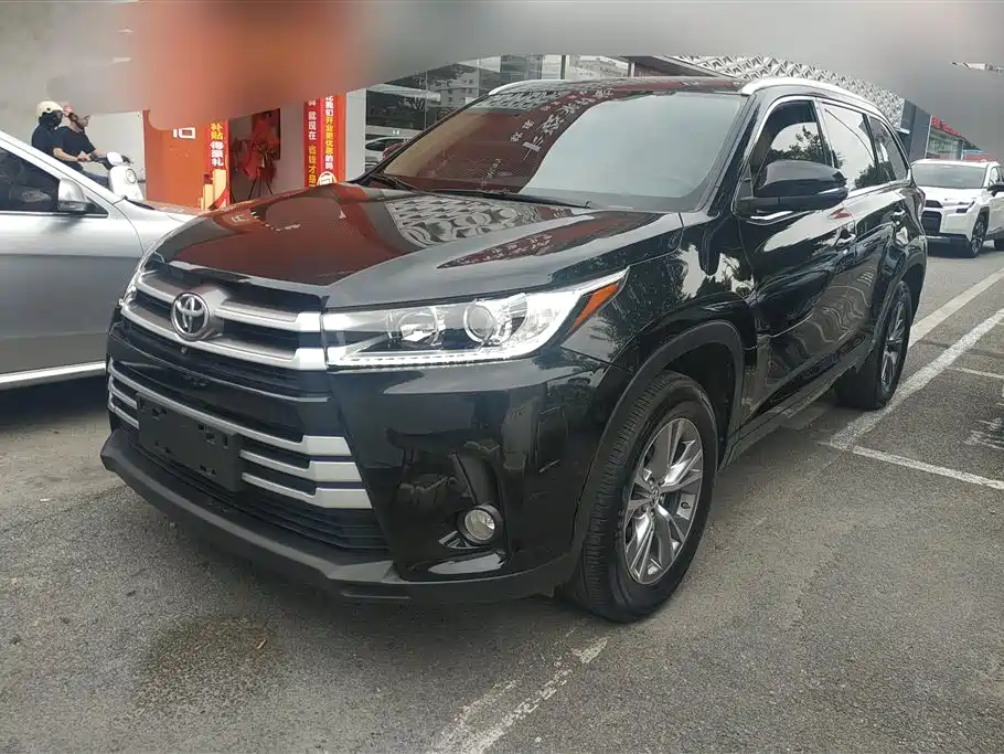Toyota Highlander 2021