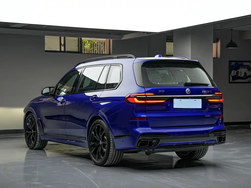 BMW X7 M60i — миниатюра 6