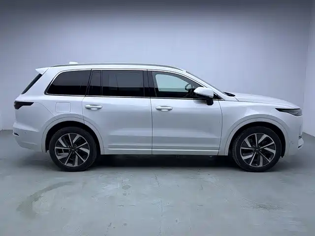 Li Auto Li ONE — миниатюра 7